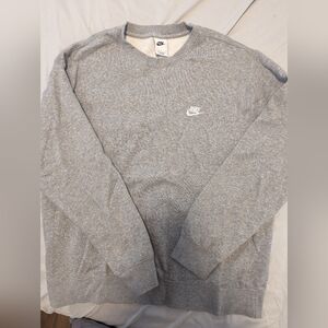 Nike crewneck sweatshirt L